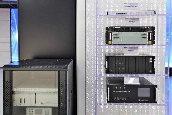東數(shù)西算數(shù)據(jù)中心光開關(guān)部署